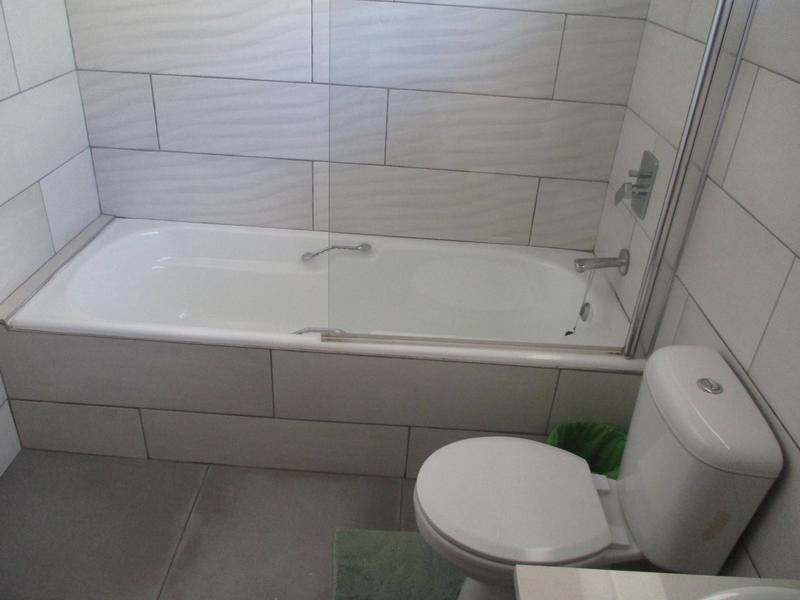 4 Bedroom Property for Sale in Heuwelsig Free State